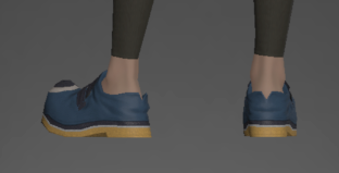 Ivalician Oracle's Shoes rear.png