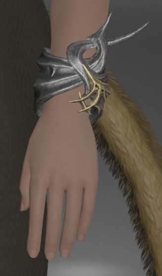 File:Shadowless Bracelet of Aiming side.png