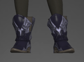 Replica Dreadwyrm Boots of Striking front.png