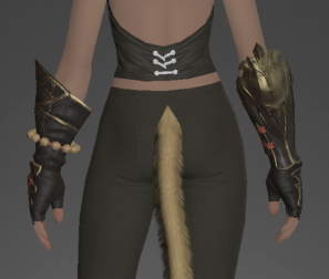 Antiquated Pacifist's Armguards rear.png
