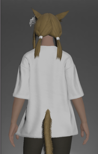 File:Oversized Moogle Neotunic rear.png