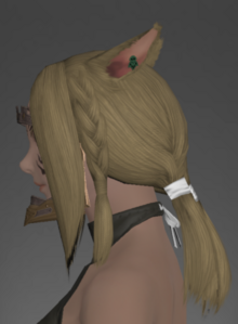 Ivalician Squire's Headgear side.png