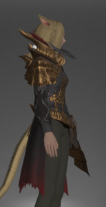 Lynxfang Cuirass right side.png