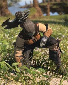 Wounded Treasure Hunter (Female)
