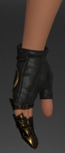 Assassin's Halfgloves rear.png