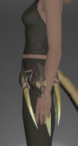 Serpent Officer's Claws.png