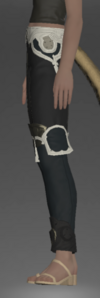 Prototype Alexandrian Breeches of Striking side.png
