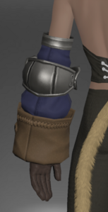 Ivalician Holy Knight's Gloves rear.png