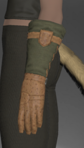 Serpent Private's Bracers side.png