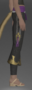 Trousers of the Ghost Thief right side.png