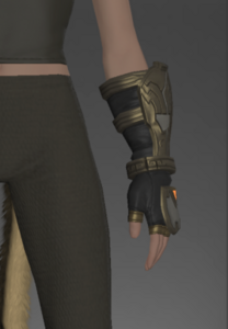 Ronkan Armguards of Aiming front.png