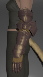 Serpent Private's Gauntlets side.png