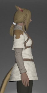 Ranger's Tunic right side.png