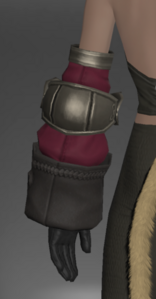 Ivalician Royal Knight's Gloves rear.png
