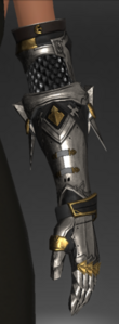 Caballarius Gauntlets front.png