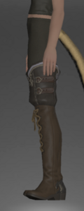 Orthodox Thighboots of Aiming side.png