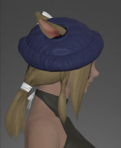 Manor Beret right side.png