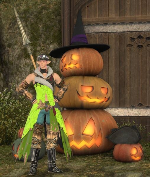 File:Ebullient Adventurer fullbody.jpg